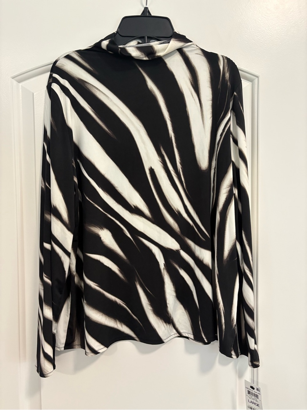 Alfani Black and White Zebra-Striped Long Sleeve Top